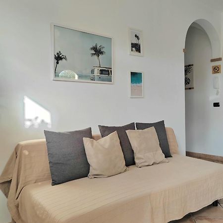 Hommy Lab - Stylish And Modern With Super Kitchen, Separate Entrance, Free Parking Appartement Olbia Buitenkant foto