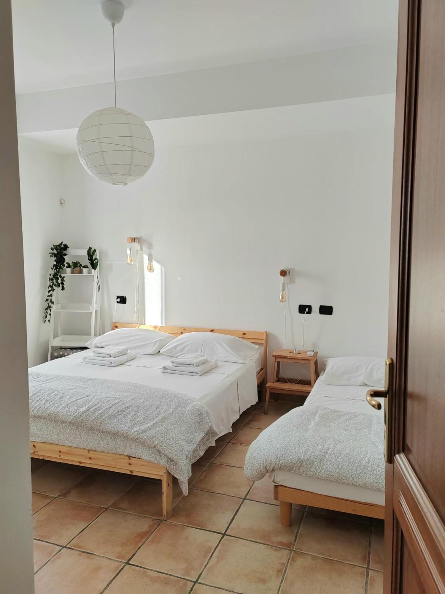 Hommy Lab - Stylish And Modern With Super Kitchen, Separate Entrance, Free Parking Appartement Olbia Buitenkant foto