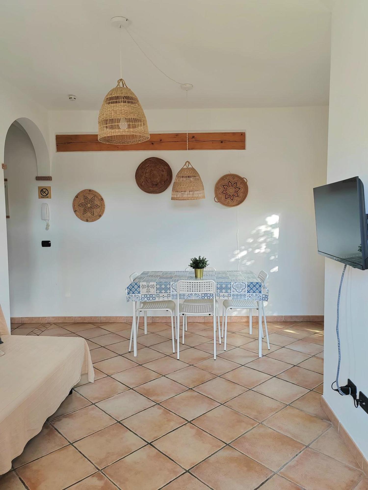 Hommy Lab - Stylish And Modern With Super Kitchen, Separate Entrance, Free Parking Appartement Olbia Buitenkant foto